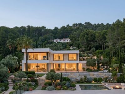 AI-powered & adaptive alarm systems for high-end properties in Mallorca.