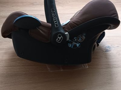 Kinder Autositz Maxi Cosi