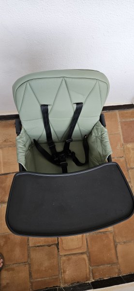 Trona nueva para niños
