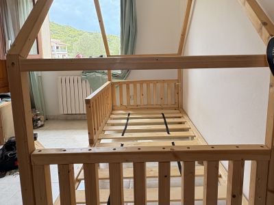 Kinderhaus-Bett