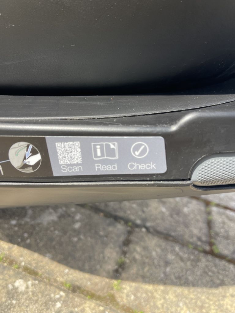 Kindersitz  Britax Römer DUALFIX i‑Size + Modular iSense Base – Premium Komplettset