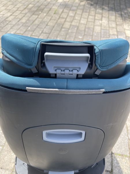 Kindersitz  Britax Römer DUALFIX i‑Size + Modular iSense Base – Premium Komplettset