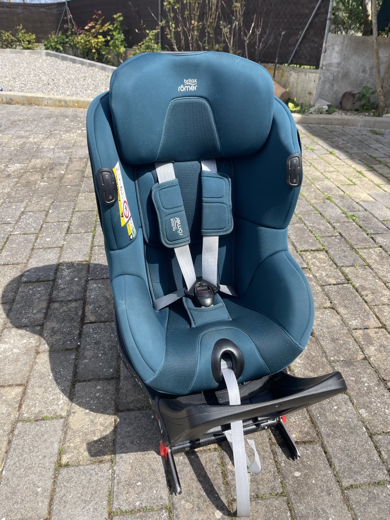 Kindersitz Britax Römer DUALFIX iSize + Modular iSense Base  Premium Komplettset