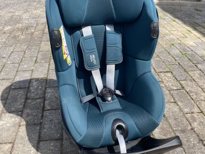 Kindersitz Britax Römer DUALFIX iSize + Modular iSense Base  Premium Komplettset