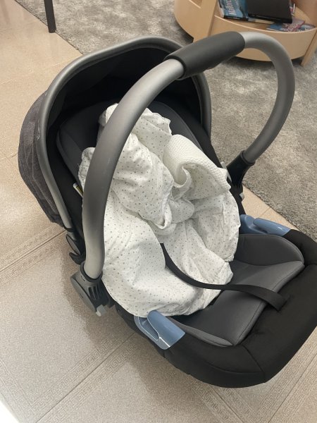 Kindersitz sehr guter Zustand bis 13 Kg
