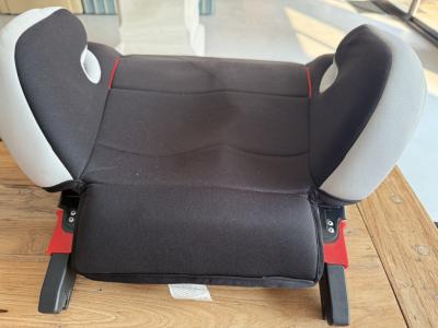 Kindersitz/Sitzerhöhung mit isofix