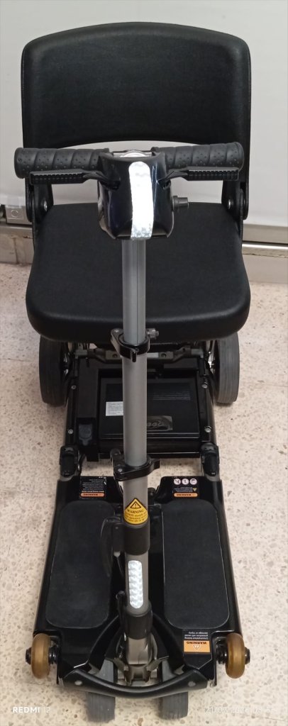 Klappbarer Elektroscooter Luggie