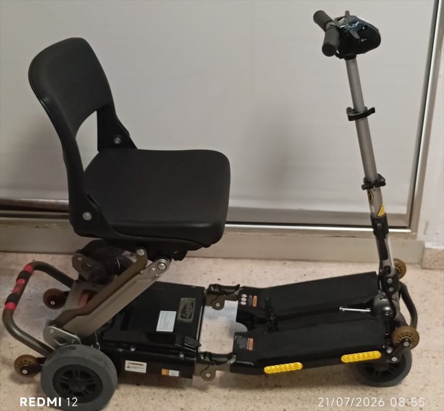 Klappbarer Elektroscooter Luggie