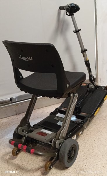 Klappbarer Elektroscooter Luggie