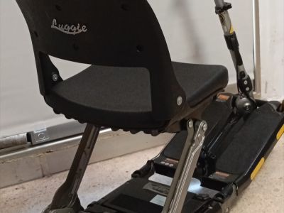 Klappbarer Elektroscooter Luggie