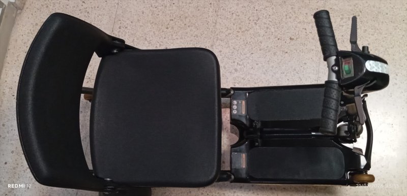 Klappbarer Elektroscooter Luggie