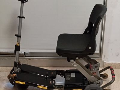 Klappbarer Elektroscooter Luggie