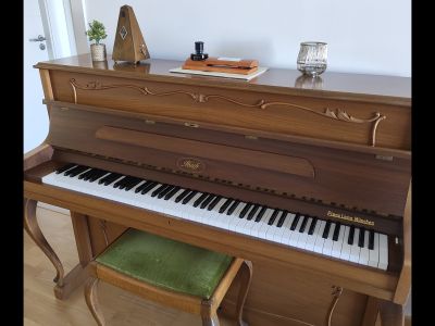 Klavier zu verkaufen