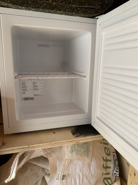 Small freezer 34 l