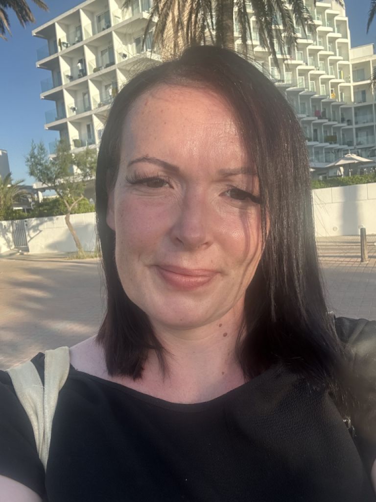 Looking for a small home with a garden – person & dog