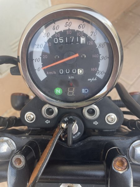 Kleinkraftrad Motorrad QINGQI LUXXON SIXTYSIX