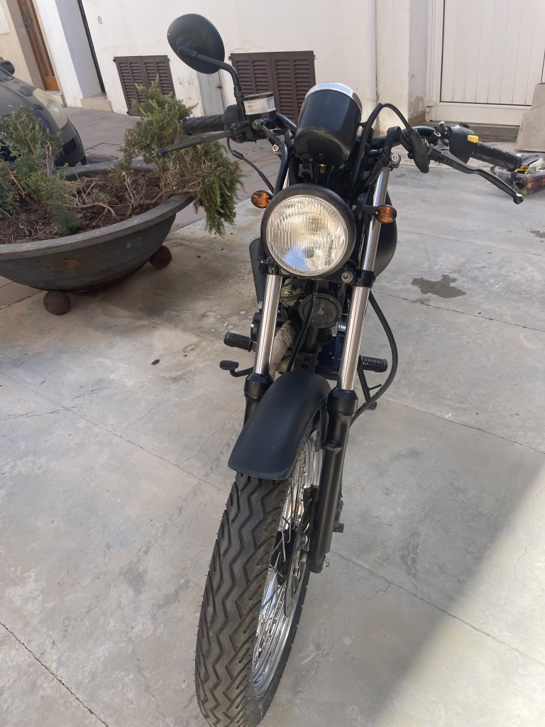 Kleinkraftrad Motorrad QINGQI LUXXON SIXTYSIX