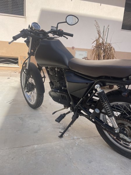 Kleinkraftrad Motorrad QINGQI LUXXON SIXTYSIX