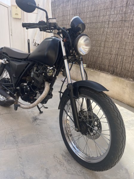 Kleinkraftrad Motorrad QINGQI LUXXON SIXTYSIX