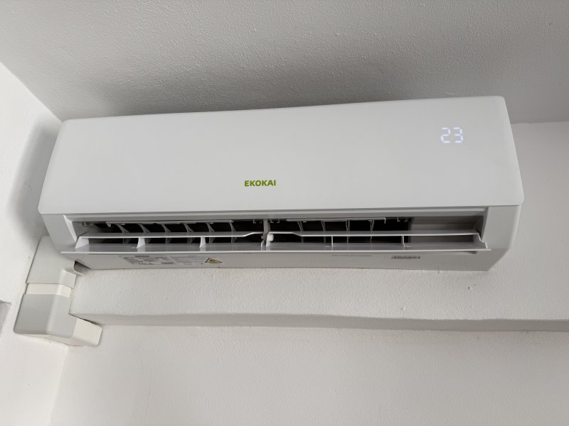 Conjunto de aire acondicionado con solo 1 año EKOKAI