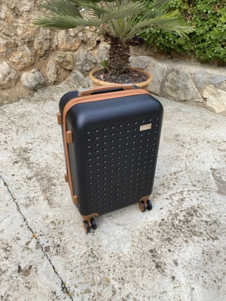 Suitcase for hand luggage