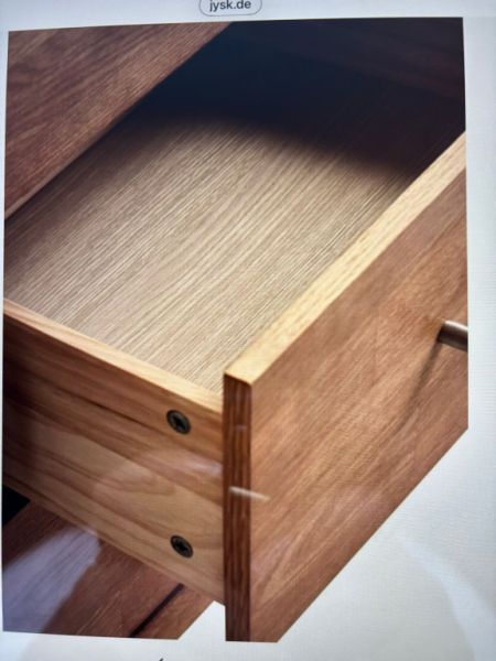 Cómoda de madera maciza