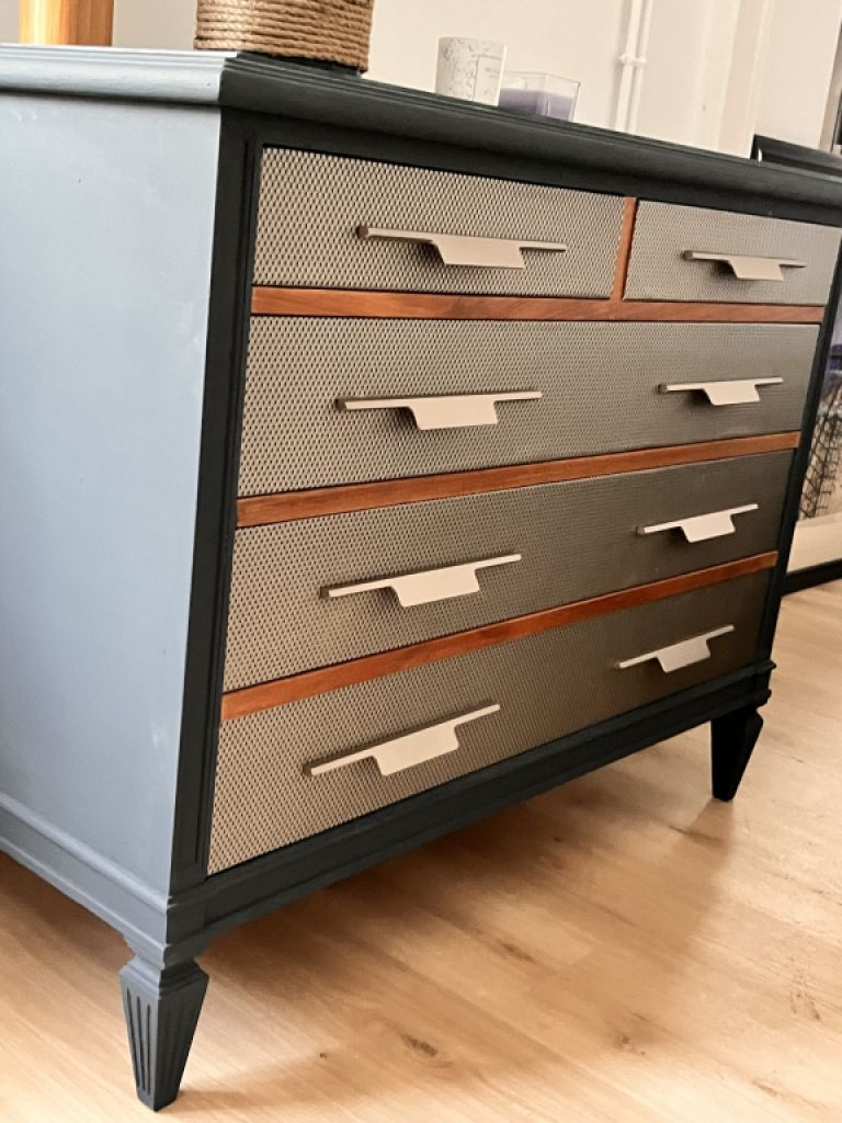 Cajonera - Cajonera reformada - Tapa de cristal