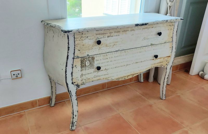Shabby Chic dresser