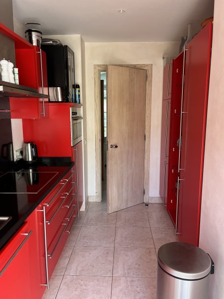 Cocina completa con electrodomésticos
