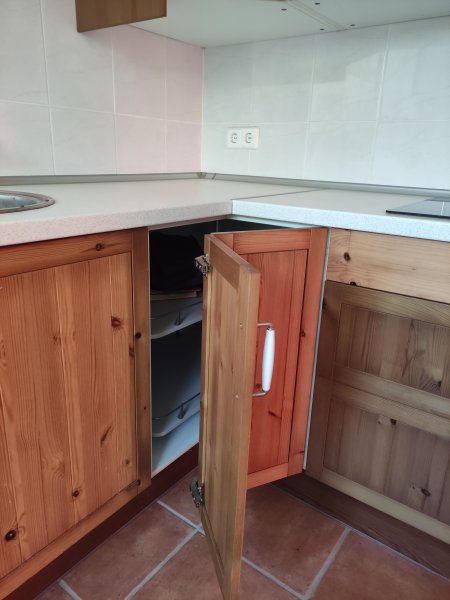 Cocina completa sin usar