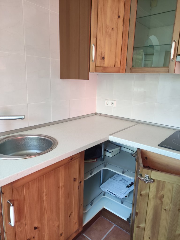 Cocina completa sin usar