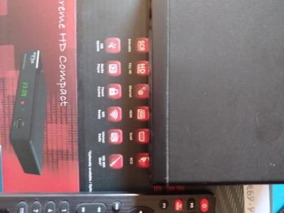 Complete satellite system - dish + LNB + receiver