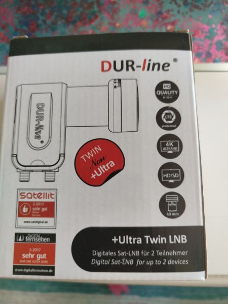 Complete satellite system - dish + LNB + receiver