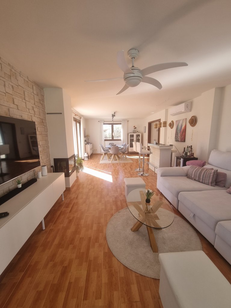 Comfortable villa with pool and ETV rental license