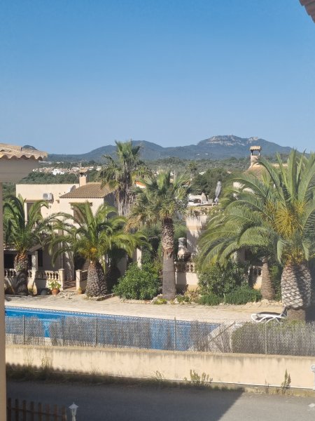 Comfortable villa with pool and ETV rental license