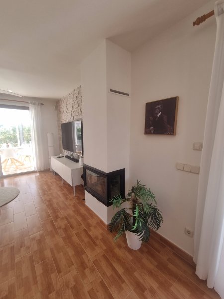 Comfortable villa with pool and ETV rental license