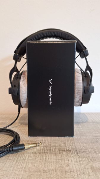 Headphones beyerdynamic DT-770 Pro