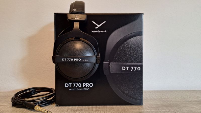Headphones beyerdynamic DT-770 Pro