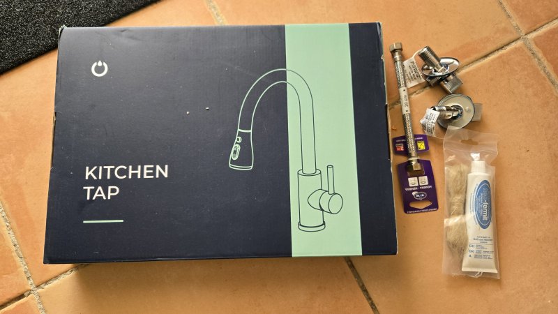 Grifo de cocina (como nuevo) + accesorios en Cala Millor