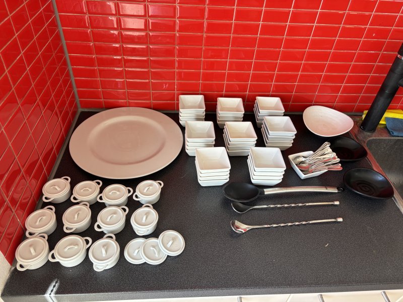 Kitchenware - various