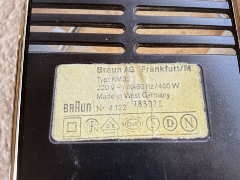 Küchenmaschine der Marke BRAUN
