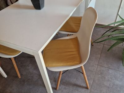 Kitchen table and four chairs