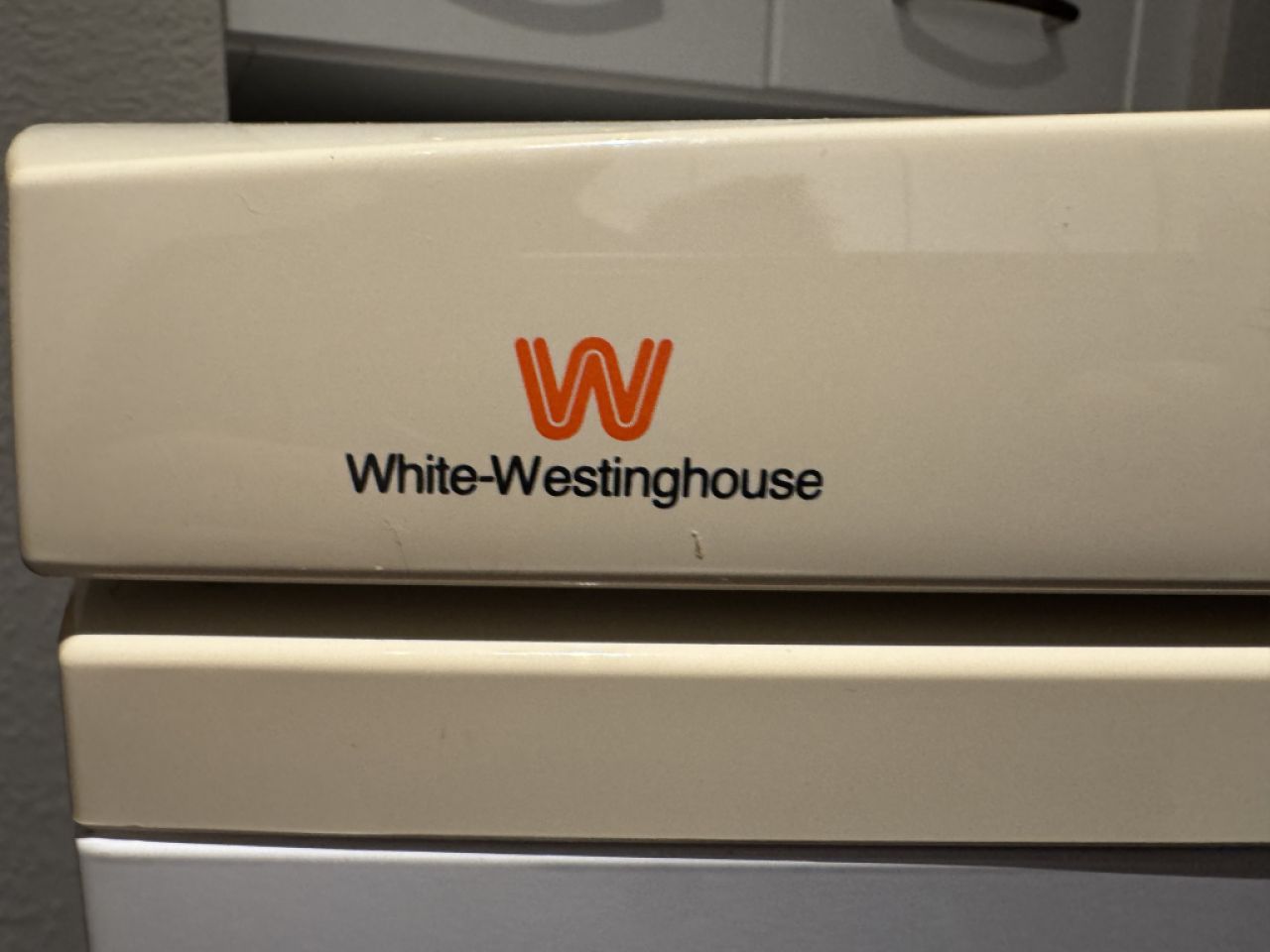 Kühlschrank mit Gefrierkombi