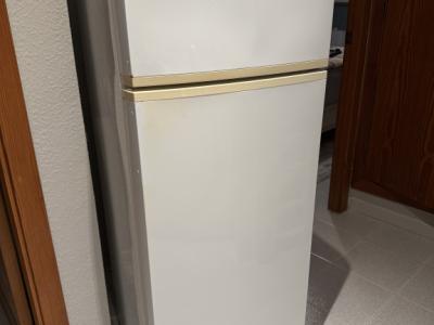 Kühlschrank mit Gefrierkombi