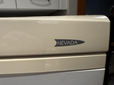 Kühlschrank mit Gefrierkombi.