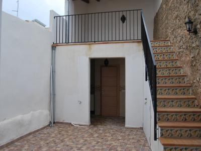 Ladenlokal und private Einheit in Santanyi -- L 45