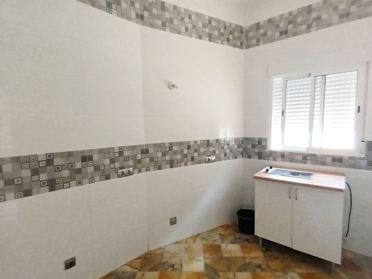 Ladenlokal und private Einheit in Santanyi -- L 45