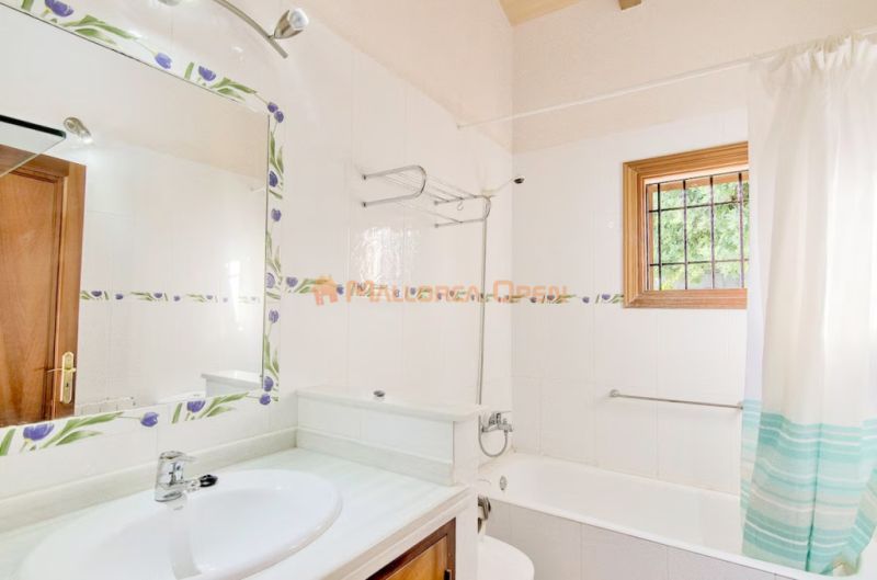 Ländliche Villa zur Miete – Absolute Privatsphäre im Herzen Mallorcas