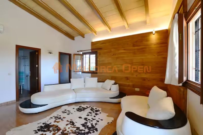 Ländliche Villa zur Miete – Absolute Privatsphäre im Herzen Mallorcas