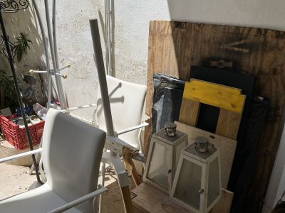 Lagerräumung in Arta, alles muss raus brauche Platz